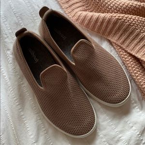Allbirds Women’s Tree Loungers (khaki)